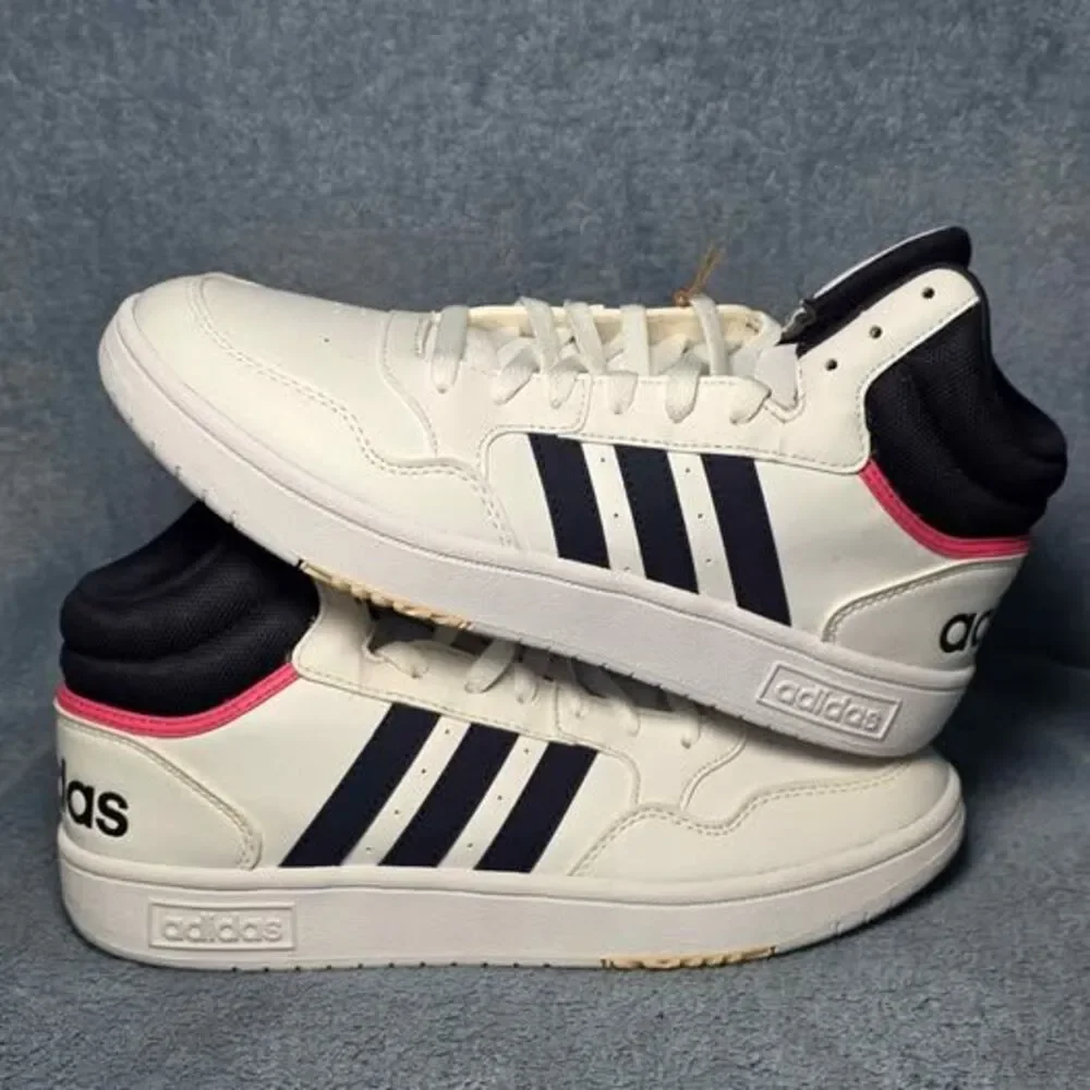New Adidas Hoops 3.0 Mid Sneakers Womens Size 10 or Mens Size 9